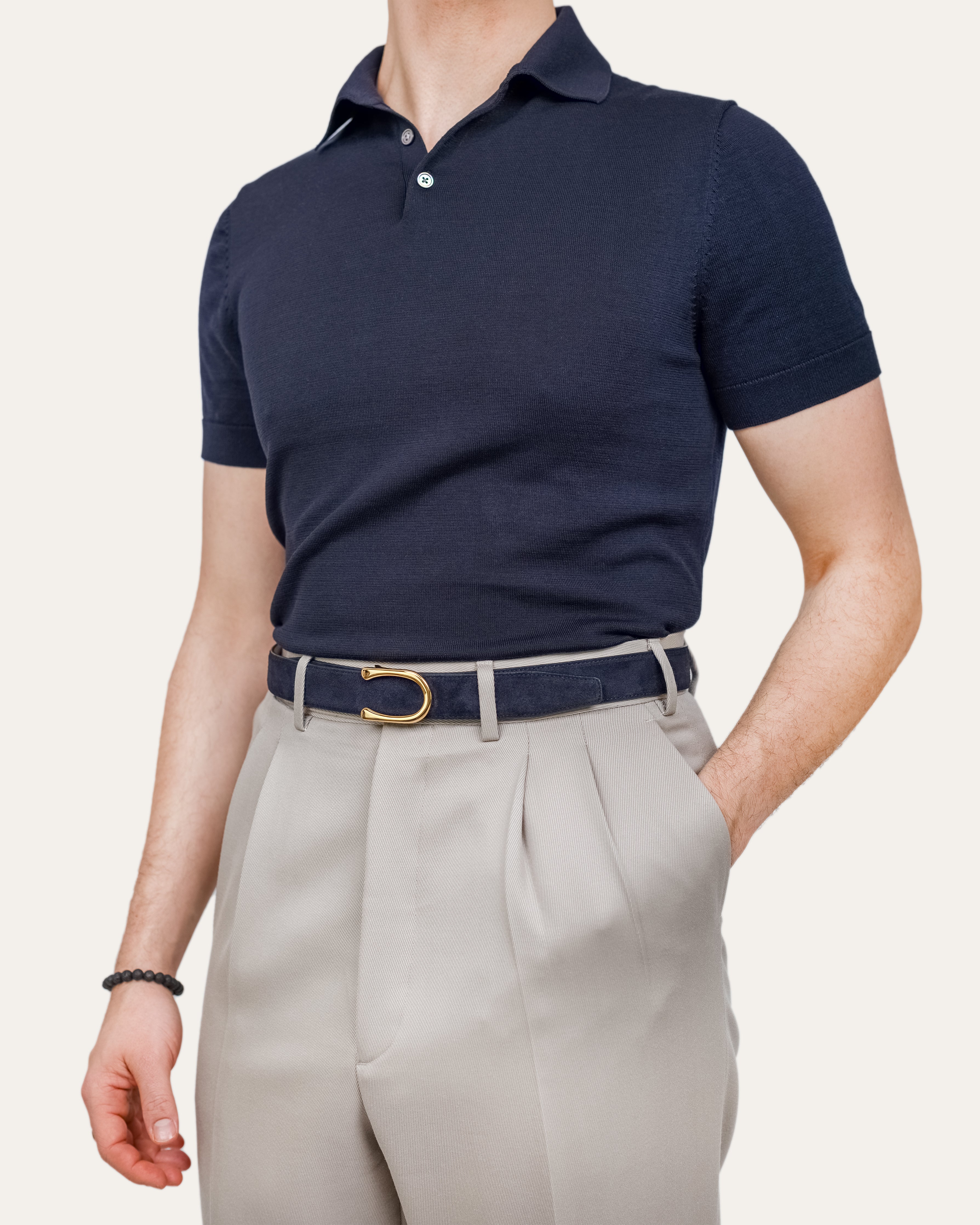 Modell 2 Gold — Veloursleder Portofinoblau