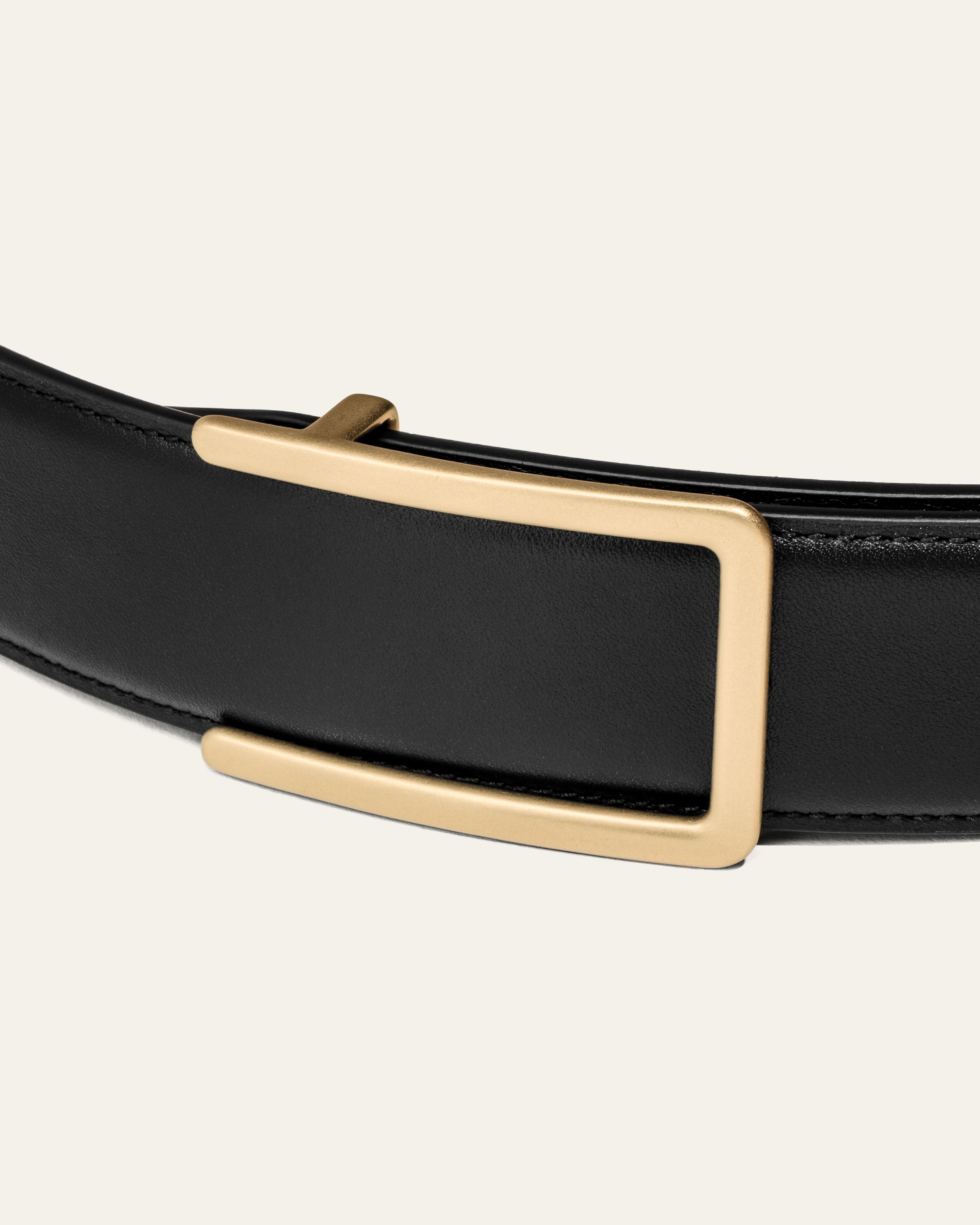Model 3 Gold Matt – Black Bovine Leather