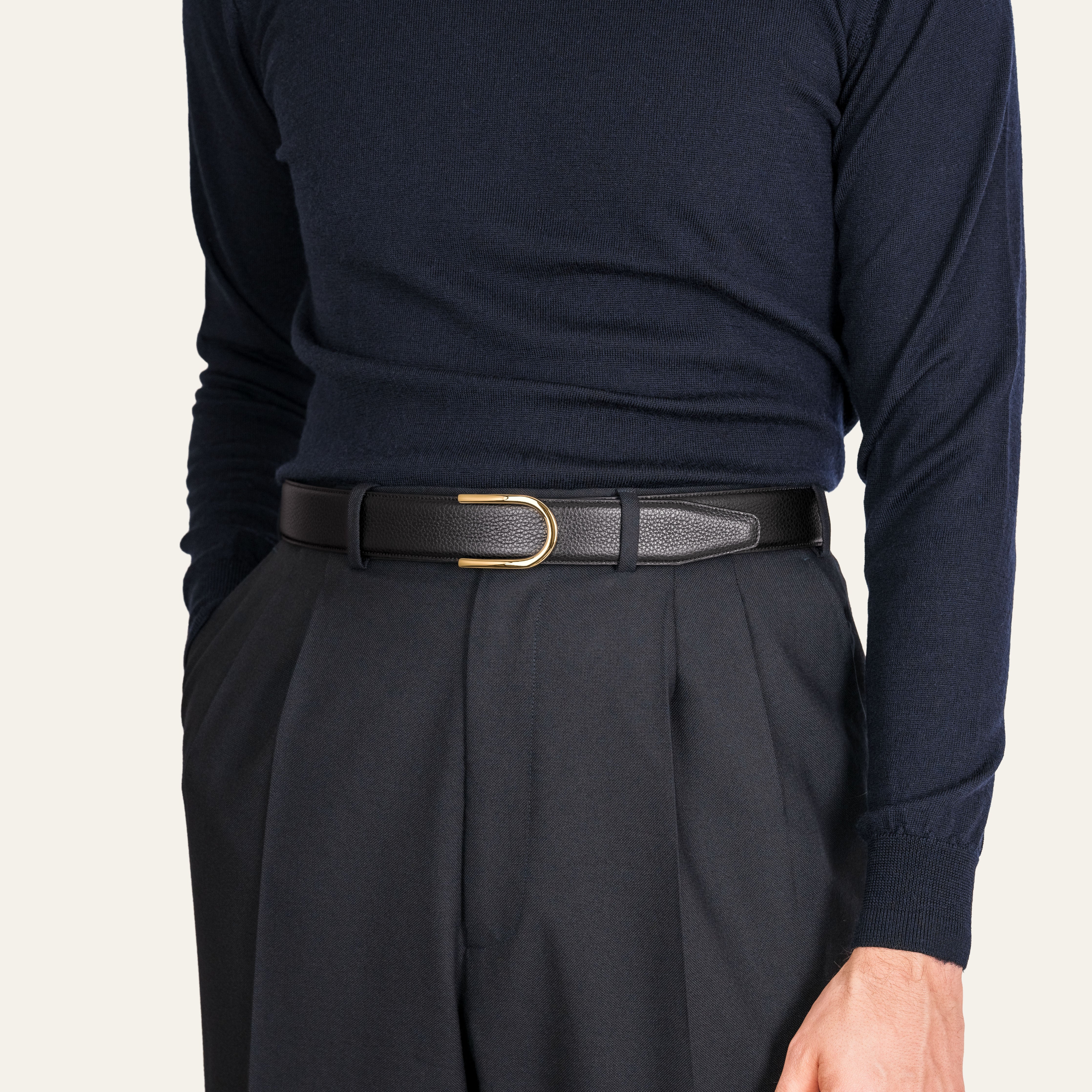 Model 4 Gold – Black Grain Bovine Leather