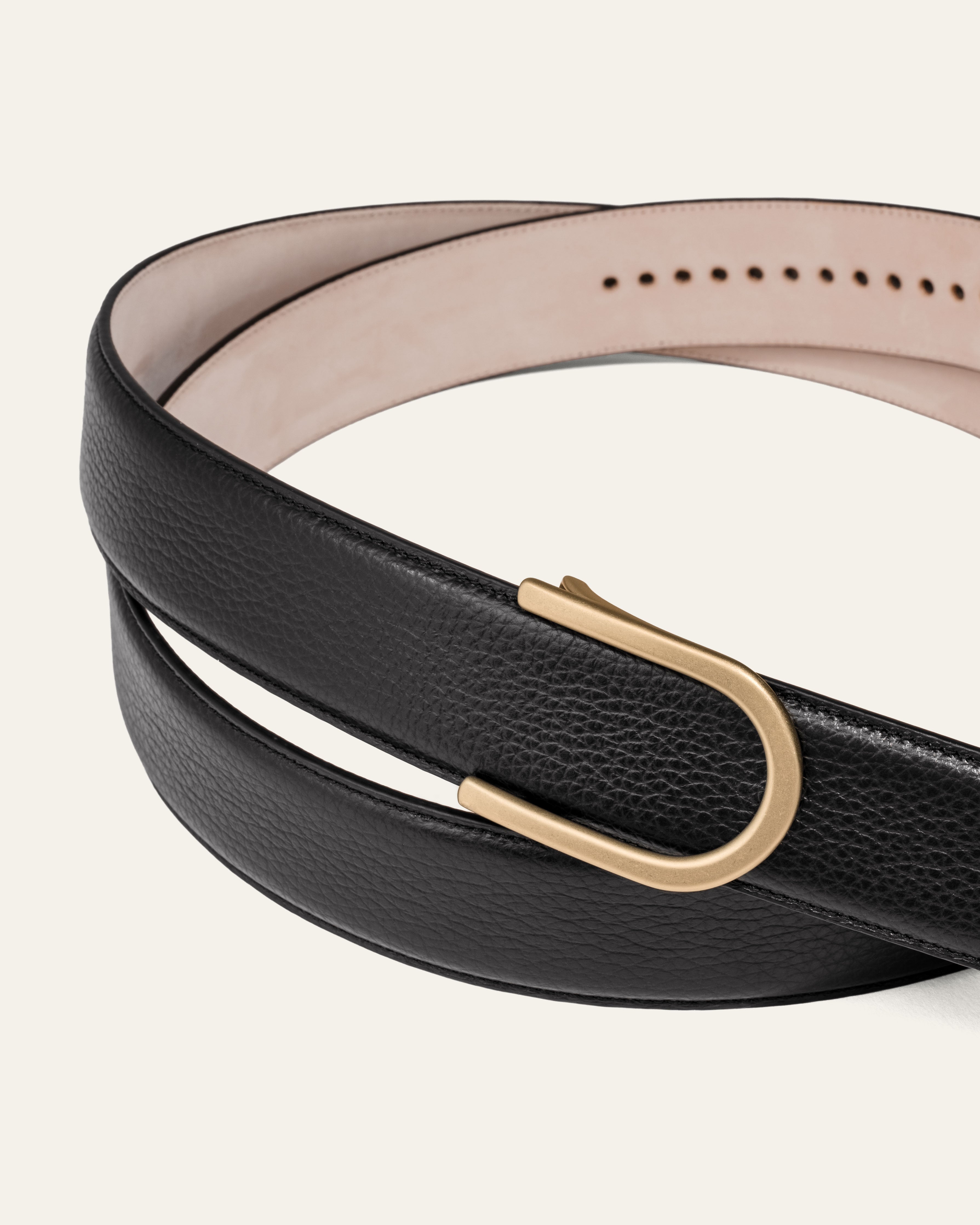 Model 4 Gold Matt – Black Grain Bovine Leather